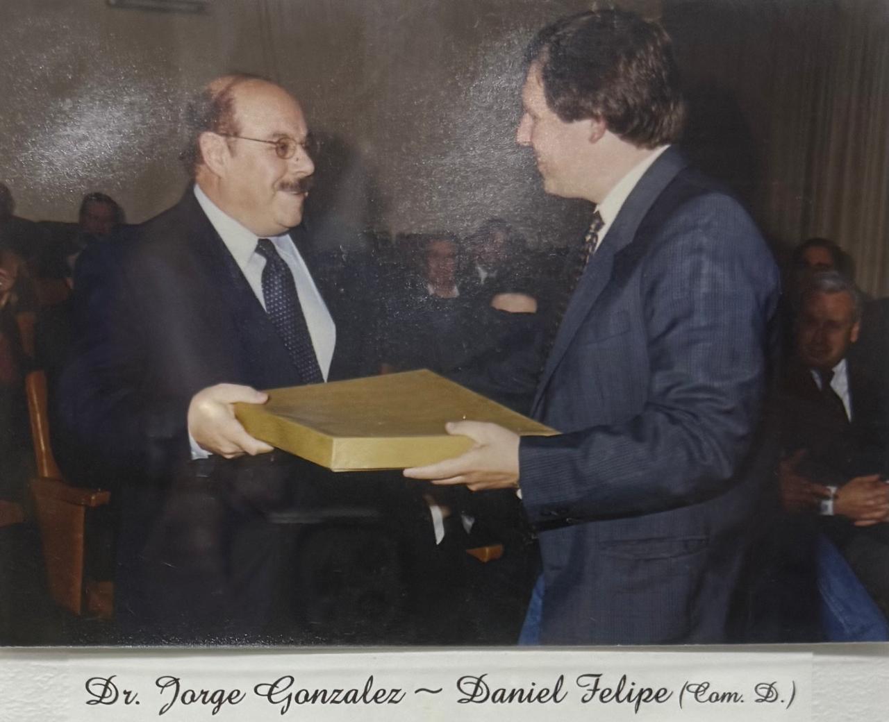 Dr. Jorge González — Daniel Felipe (Comisión Directiva)